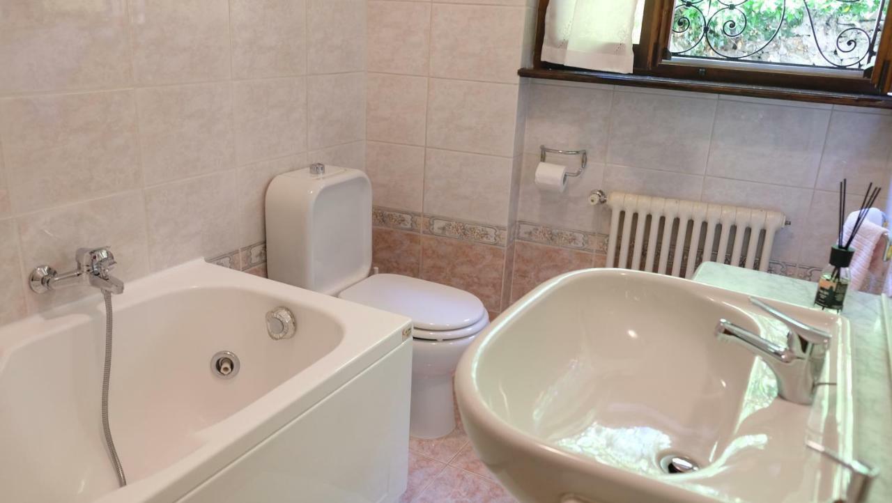 ポルレッツァ Casa Ondinaヴィラ エクステリア 写真