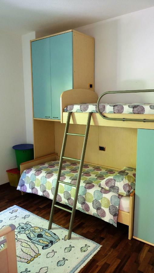 ポルレッツァ Casa Ondinaヴィラ エクステリア 写真